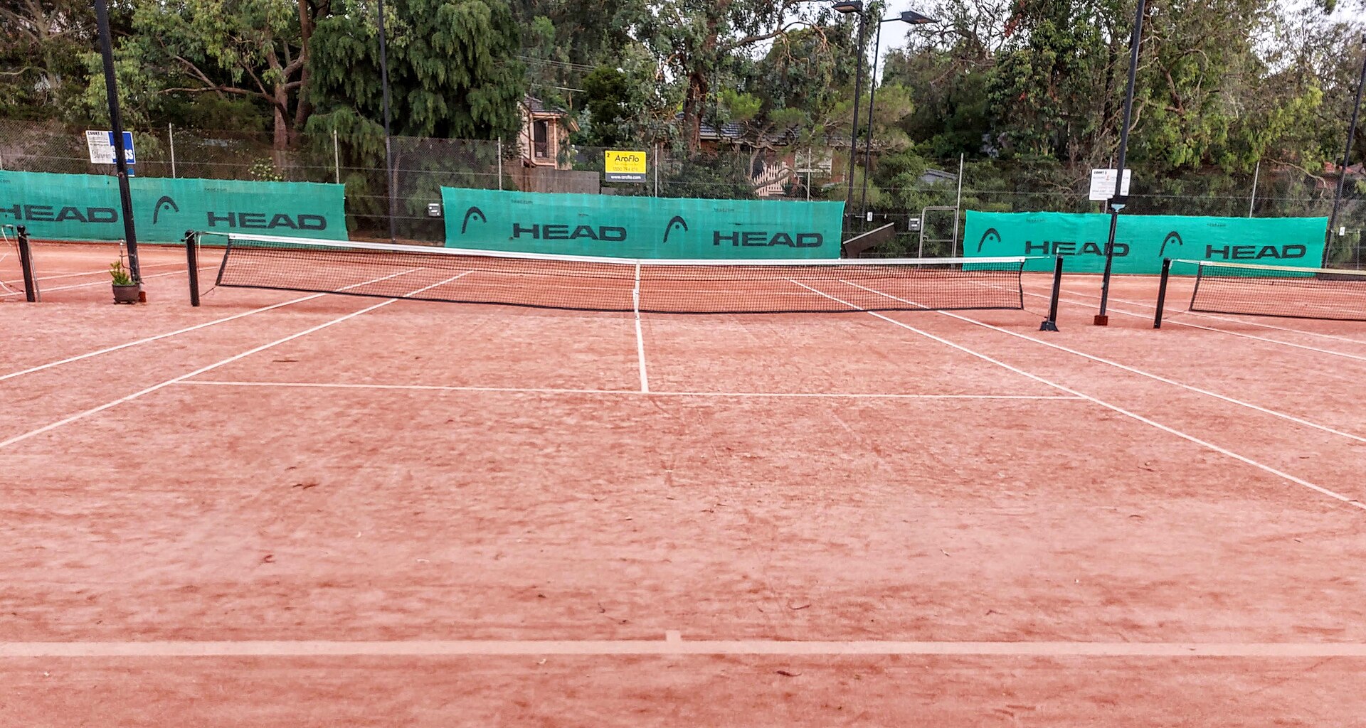 Tennis à Larchant